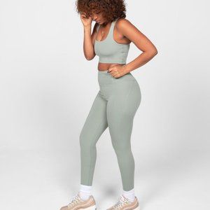 Agave Compressive High-Rise Girlfriend Leggings